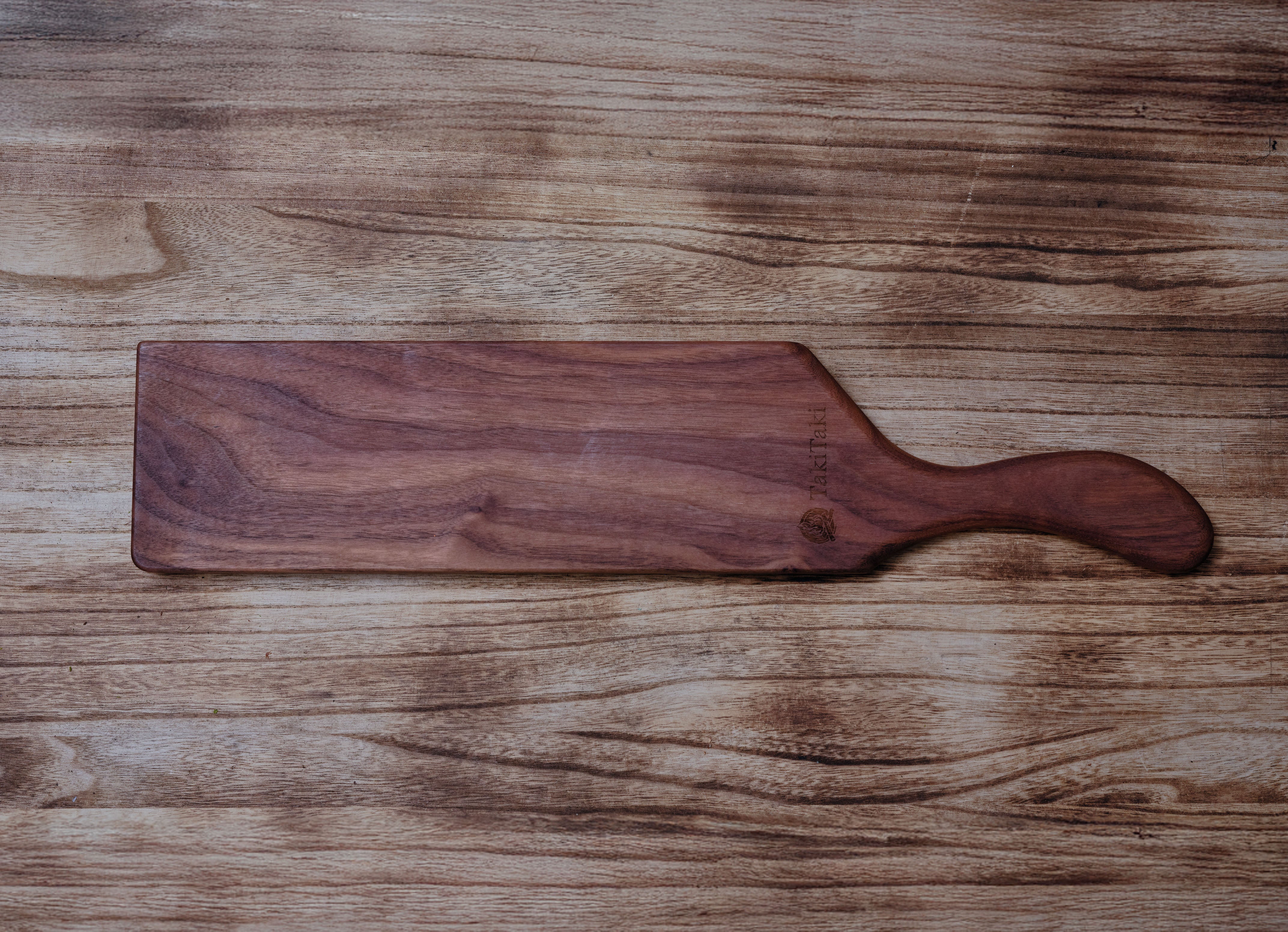 カッティングボード