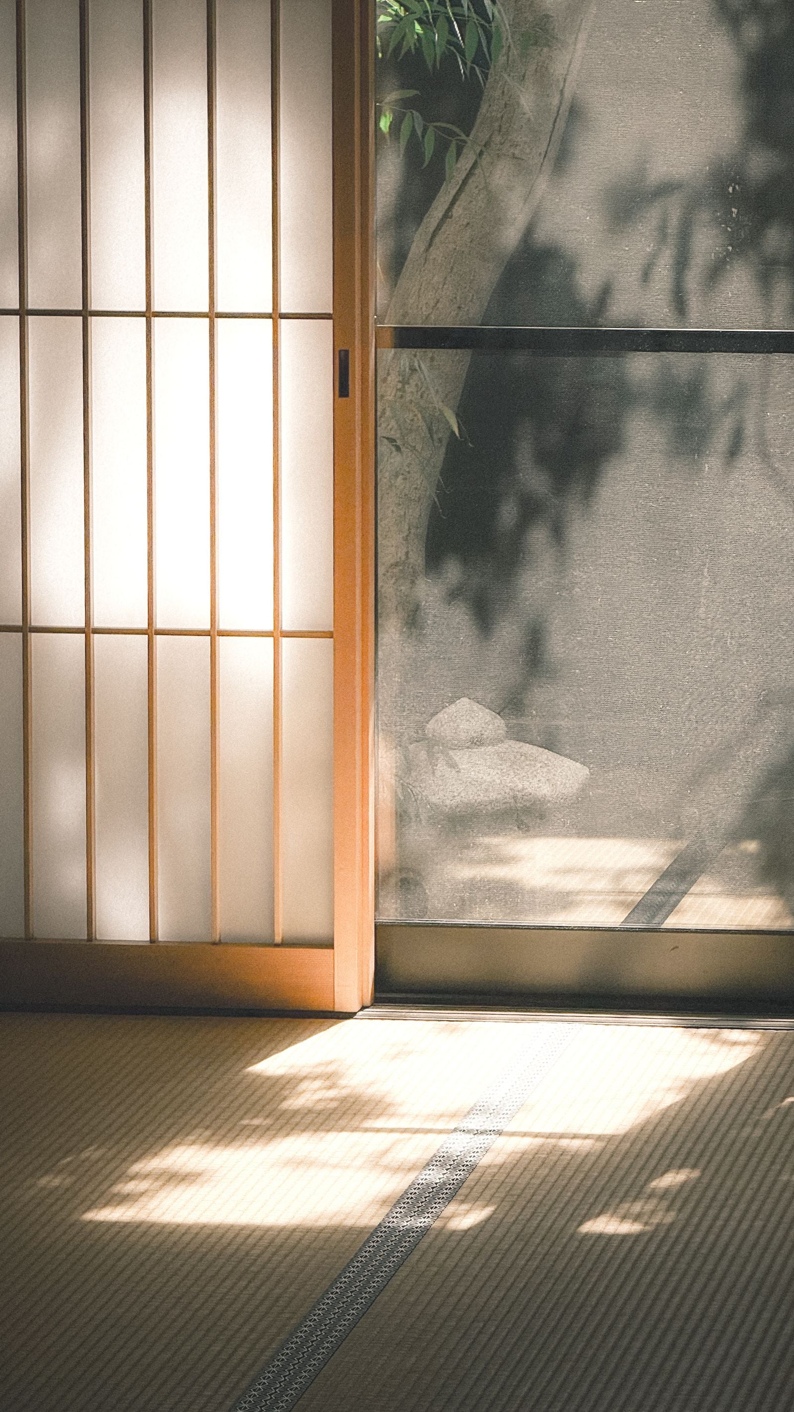 木漏れ日の和室
